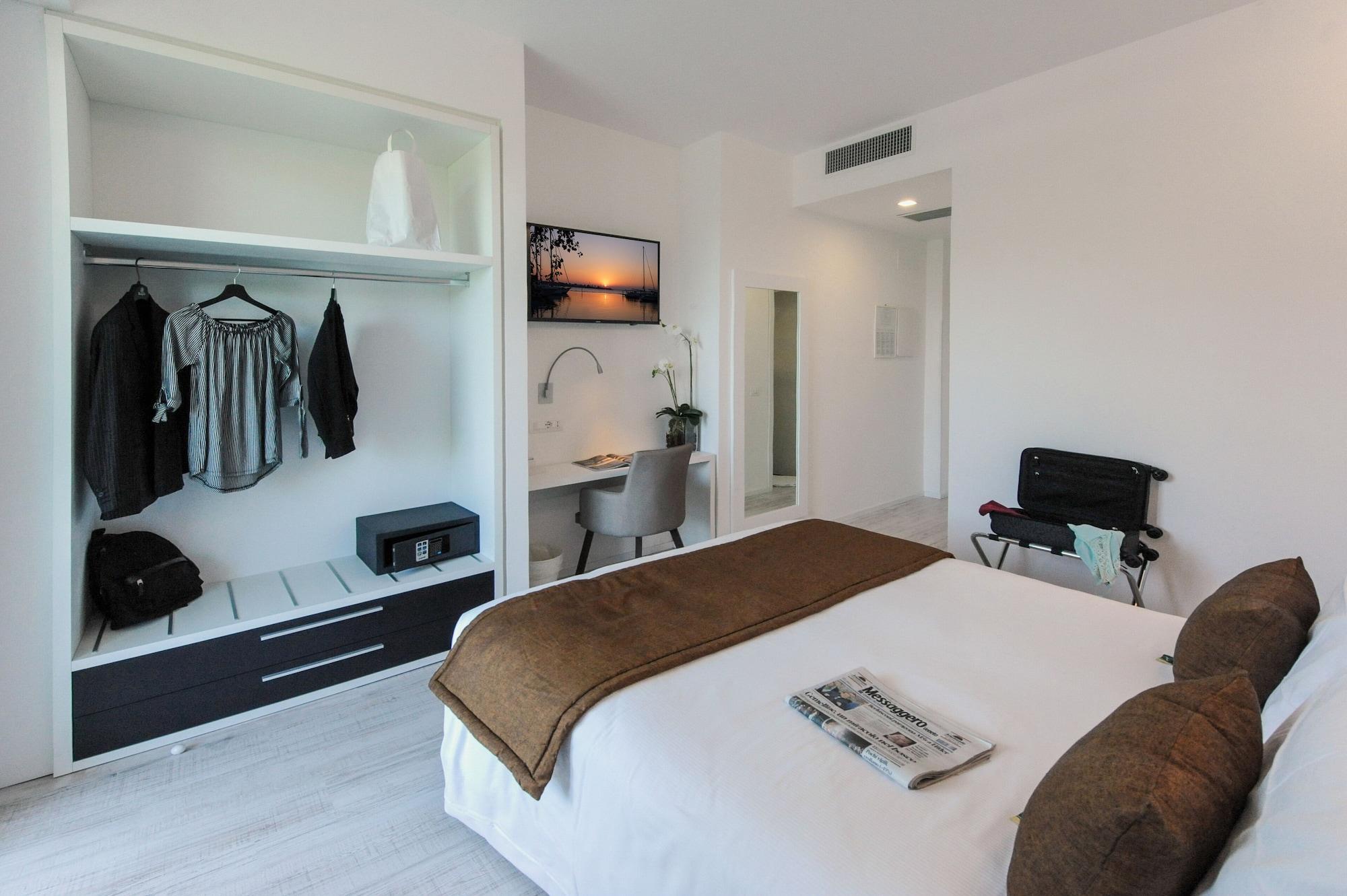 Hotel Lampara Lignano Sabbiadoro Buitenkant foto