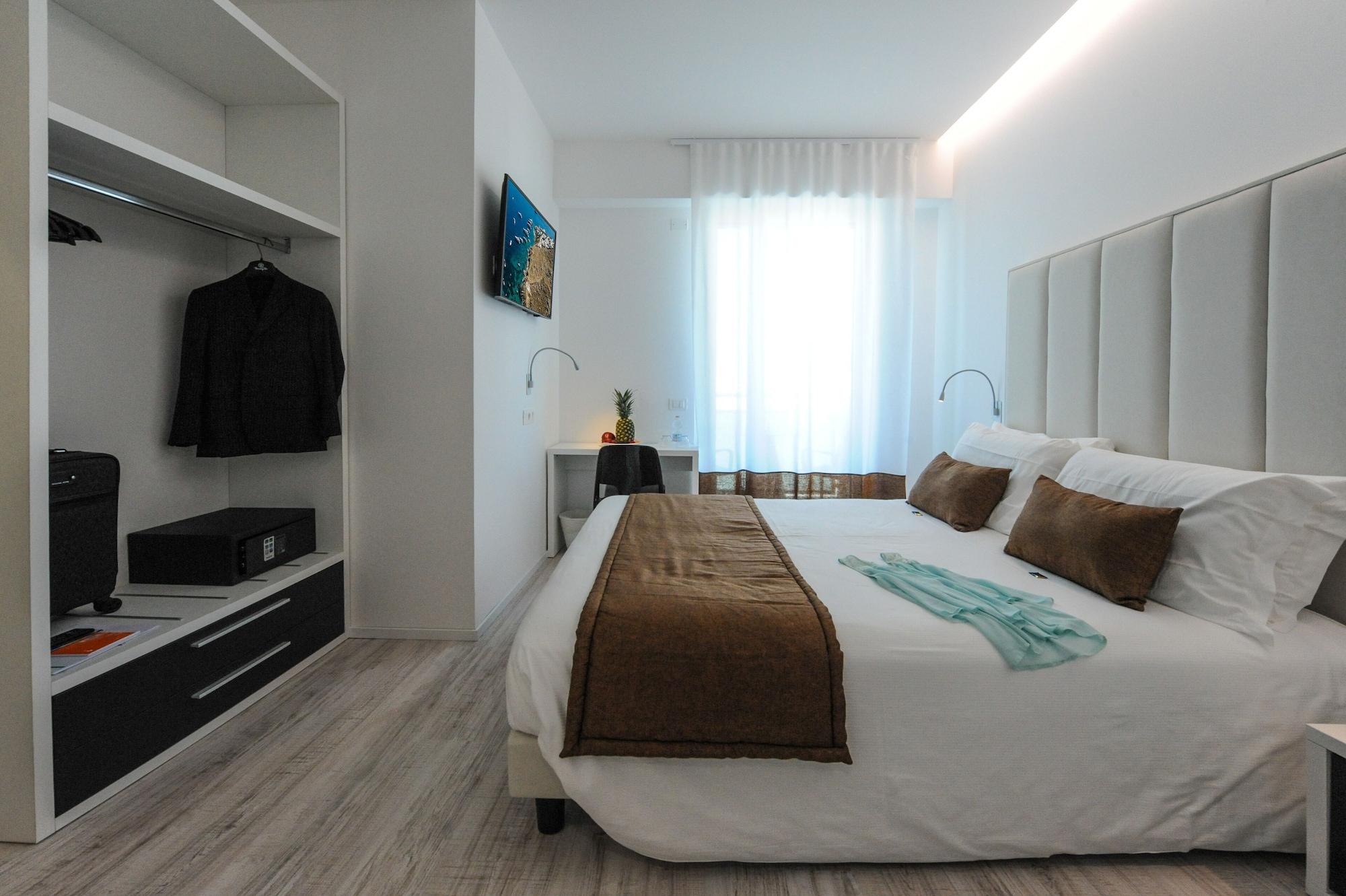 Hotel Lampara Lignano Sabbiadoro Buitenkant foto